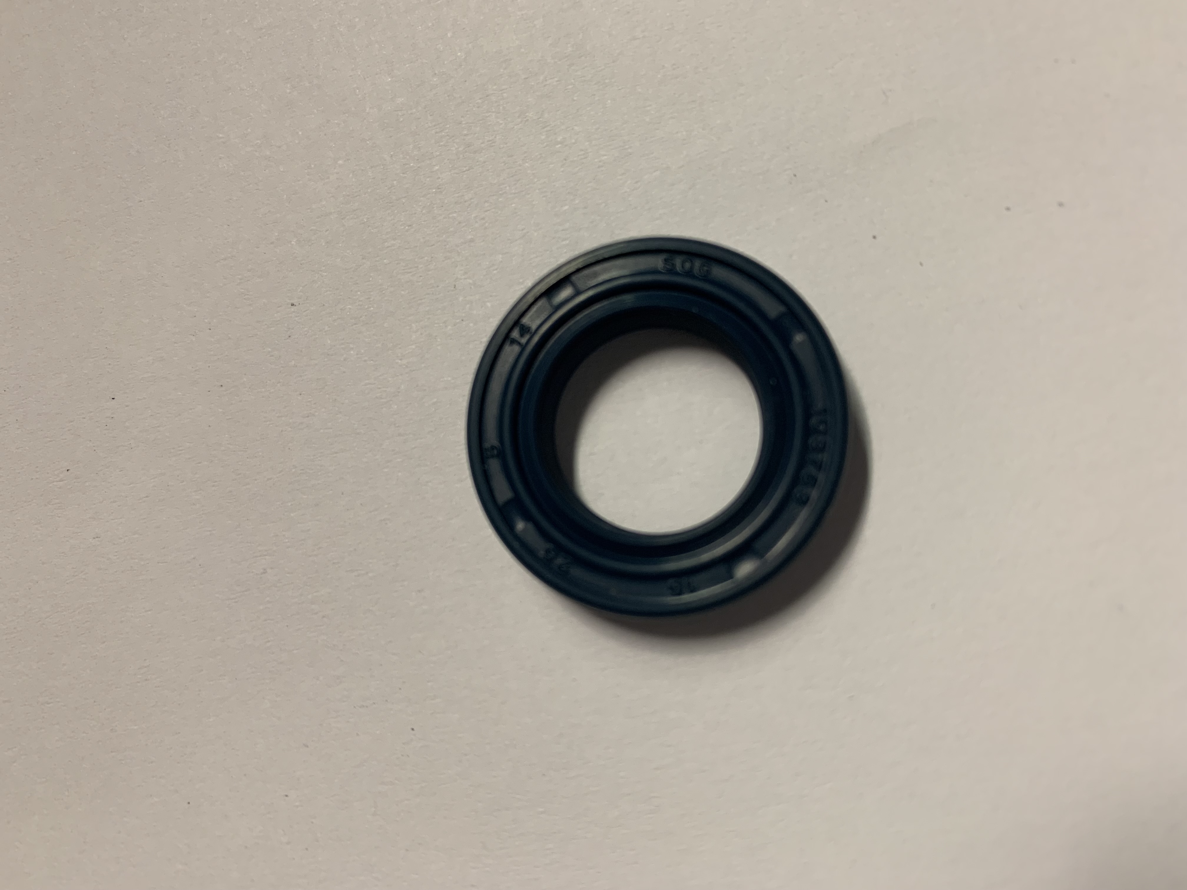 Gufero modré  STIHL 017, 018, 021, 023, 025 15x25x5 mm